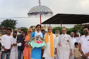 अयोध्या: कोरोना के चलते झूला झूलने नहीं निकले भगवान के विग्रह