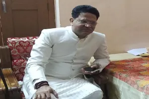 भूमि पूजन कार्यक्रम में आमंत्रित नहीं किया तो ले लूंगा जल समाधि: आजम खान