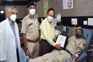 दिल्ली पुलिस ने एम्स में प्लाज्मा डोनेशन अभियान किया शुरू
