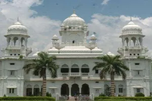 Lucknow CMS : हादसे के शिकार सीएमएस छात्र की सेहत में हो रहा सुधार, बास्केटबॉल पोल गिरने से सर में लगी थी चोट 