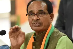 आत्मनिर्भर मप्र बनाने में मंत्री अपने विभाग की भूमिका तय करें: शिवराज