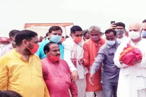 उप्र: लालजी टंडन का अस्थि कलश संगम में विसर्जित