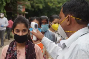 बरेली: बंद थर्मल स्कैनर से कर डाली हजारों अभ्यर्थियों की स्क्रीनिंग