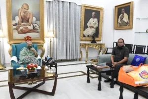 बरेली: राज्यपाल से मिले कुलपति, शैक्षिक वातावारण का दिया भरोसा