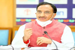 नीट, जेईई पर मुख्यमंत्रियों से निशंक की अपील, कहा छात्रों का साथ दें