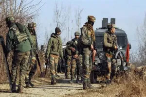 जम्मू-कश्मीर: त्राल में जैश के ठिकाने का भंडाफोड़