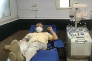 बरेली: डा. अजय भारती ने प्लाज्मा दान किया