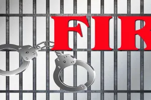 उप्र: पुलिस ने लड़की से कहा, एफआईआर कराना है तो पहले डांस करो