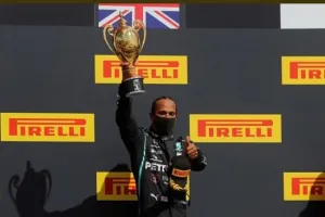 लुईस हैमिल्टन ने रिकॉर्ड सातवीं बार जीती ब्रिटिश ग्रां प्री