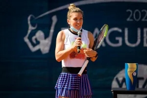 इलिस मर्टेंस को हराकर हालेप ने जीता प्राग ओपन खिताब