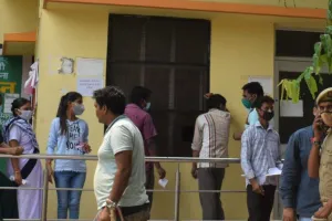 बरेली: जान-पहचान थी बुला लिया सैंपल कक्ष में, संक्रमित निकला तो मचा हड़कंप