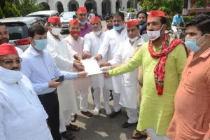 बरेली: किसान बिल के विरोध में सपा ने किया प्रदर्शन