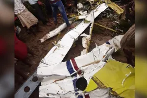 उप्र: आजमगढ़ में हेलीकाप्टर क्रैश, प्रशिक्षु पायलट की मौत