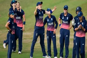 महिला क्रिकेट : इंग्लैंड ने पहले टी-20 में वेस्टइंडीज़ क्रिकेट टीम को हराया