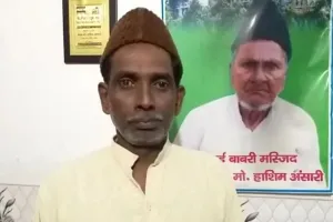 विवादित ढांचा गिराने के आरोपियों को माफी मिले: इकबाल