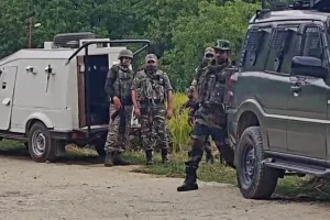 कश्मीर के डोडा में मिला हथियारों का जखीरा