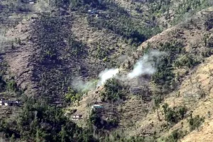 पाक ने एलओसी पर फिर किया संघर्ष विराम का उल्लंघन