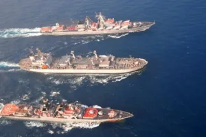 भारत, रूस की नौसेनाओं ने बंगाल की खाड़ी में किया अभ्यास