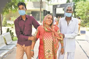 मुरादाबाद : मैंने जहर खा लिया है मां, दोनों भाइयों को पापा के जुल्म से बचाना