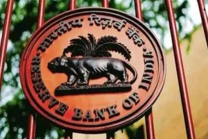 ऋणों के पुनर्भुगतान पर दो साल तक बढ़ सकती है रोक