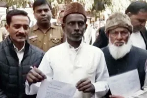 अयोध्या: इकबाल अंसारी की बढ़ी मुश्किलें, पुलिस की क्लोजर रिपोर्ट कोर्ट ने की निरस्त