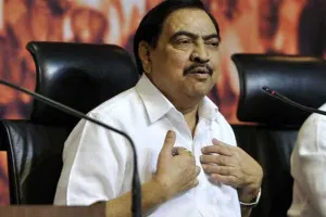 महाराष्ट्र भाजपा के पूर्व नेता एकनाथ खडसे राकांपा में शामिल