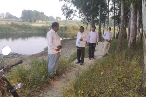 बरेली: गांवों में खेतों में मिली नदी की भूमि, शहरी क्षेत्र में प्रॉपर्टी डीलरों का कब्जा