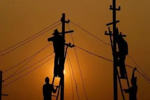 उप्र: निजीकरण का फैसला तीन महीने के लिए टला, कार्य बहिष्कार खत्म