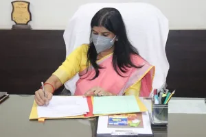 रुद्रपुर: जिलाधिकारी ने संभाला टीडीसी के एमडी का कार्यभार