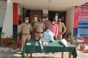 शाहजहांपुर: तीन हजार में तमंचा और पांच हजार में बेचता था बंदूक