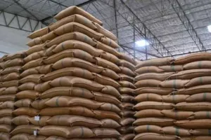 उप्र: अनाज भंडारण के लिए बनेंगे पांच हजार गोदाम