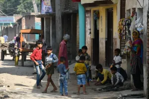 बरेली: बुखार की चपेट में तिलियापुर गांव के दो हजार लोग