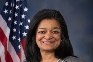 भारतीय मूल की अमेरिकी कांग्रेस सदस्य प्रमिला जयपाल ने लगाई जीत की हैट्रिक