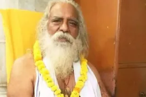 महंत नृत्य गोपाल दास इमरजेंसी में भर्ती, मेडिकल बुलेटिन जारी