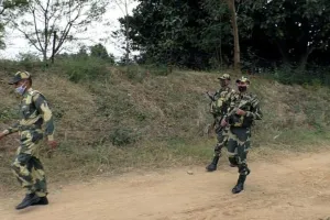 पंजाब में पाकिस्तान सीमा के पास बीएसएफ ने दो पाकिस्तानी घुसपैठिये किए ढेर