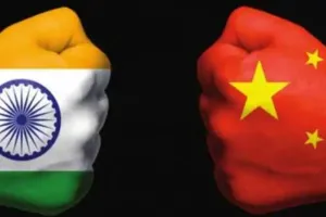 चीनी जलक्षेत्र में फंसे दो जहाज, भारत ने चीन से साधा से सम्पर्क