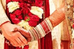 शाहजहांपुर: बारात में बवाल, दूल्हे की अंगुली चबाई