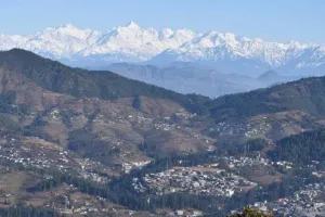 उत्तराखंड के पहाड़ी जिलों में मंगलवार को हो सकता है हिमपात