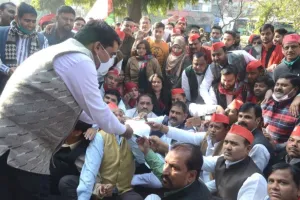 बरेली: कृषि कानून के विरोध में सपा समेत कई संगठनों का प्रदर्शन