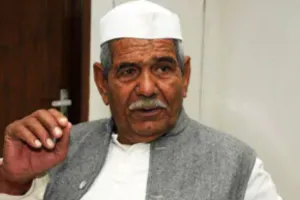 सरकार जिद्दी रवैया छोड़े: टिकैत