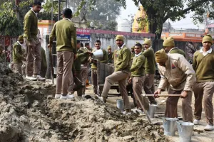 बरेली: 17 पिलर पर ओवरब्रिज का कार्य पूरा, सड़क निर्माण अधूरा