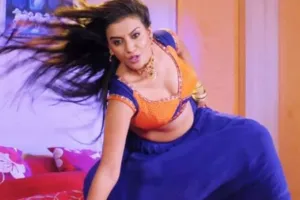 जब भोजपुरी स्टार अक्षरा सिंह बोलीं- ‘करी ना बलम जी मनमानी’…