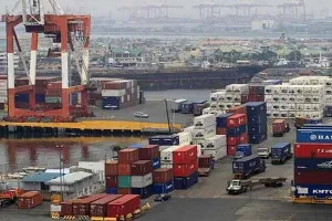 देश का निर्यात दिसंबर में 0.8 प्रतिशत घटा, व्यापार घाटा बढ़कर 15.71 अरब डॉलर पर