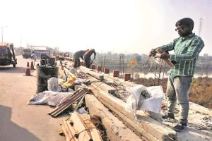 मुरादाबाद: रामगंगा पुल की रेलिंग का निर्माण शुरू, होगा जगमग