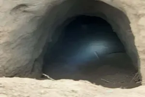 आतंकियों के भारत में घुसने के रास्ते का बीएसएफ ने किया पर्दाफाश, कठुआ में सीमा पार सुरंग का पता लगाया