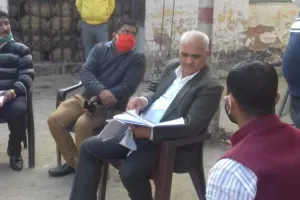 लखनऊ: अपर जिलाधिकारी सिविल सप्लाई ने धान क्रय केंद्रों का निरीक्षण किया