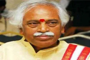 हिमाचल प्रदेश के राज्यपाल के साथ कांग्रेस विधायकों ने की धक्का मुक्की, 5 विधायक निलंबित