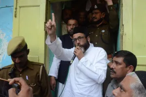 बरेली: दिनभर छावनी बना रहा बिहारीपुर, तौकीर रजा ने बदला फैसला