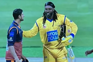 Abu Dhabi T20: क्रिस गेल ने 22 गेंदों पर ठोके 84 रन, टीम अबू धाबी को दिलाई जीत