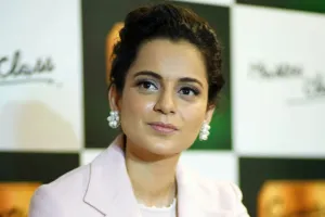 कंगना ने शेयर की ‘धाकड़’ की फोटो